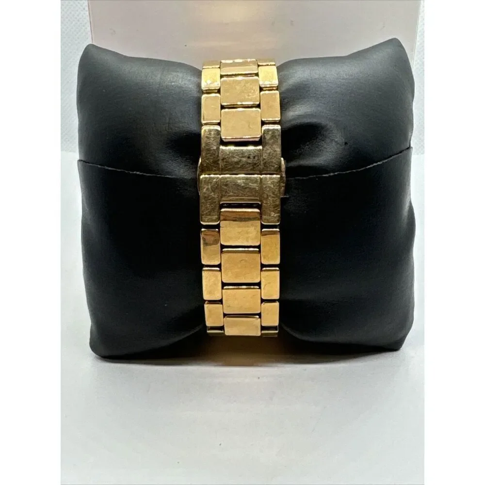 Marc Jacobs Courtney MJ3466 Womens Gold Stainless Steel Analog Dial Watch JNA163
